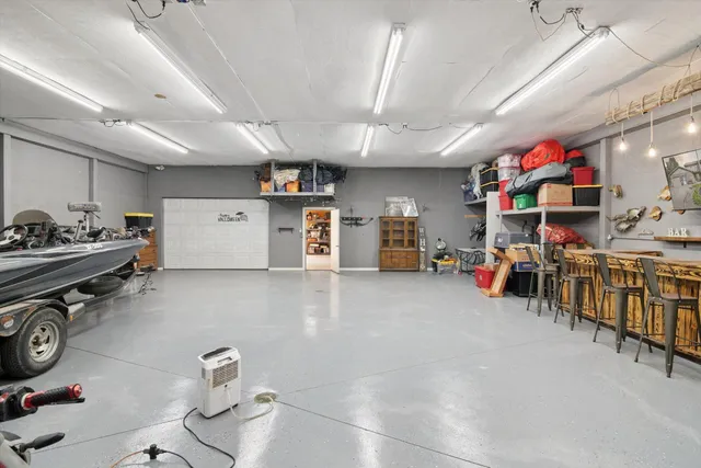 $599,900 | 1923 East Kimmel Road, Jackson, MI 49201