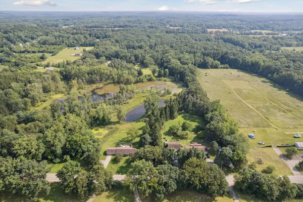 $599,900 | 1923 East Kimmel Road, Jackson, MI 49201