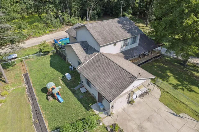 $599,900 | 1923 East Kimmel Road, Jackson, MI 49201