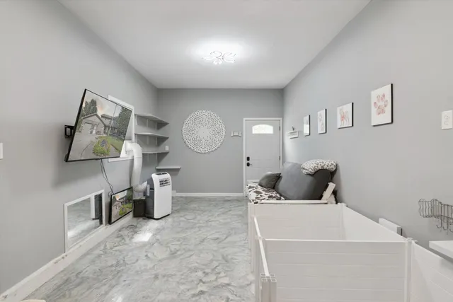 $599,900 | 1923 East Kimmel Road, Jackson, MI 49201