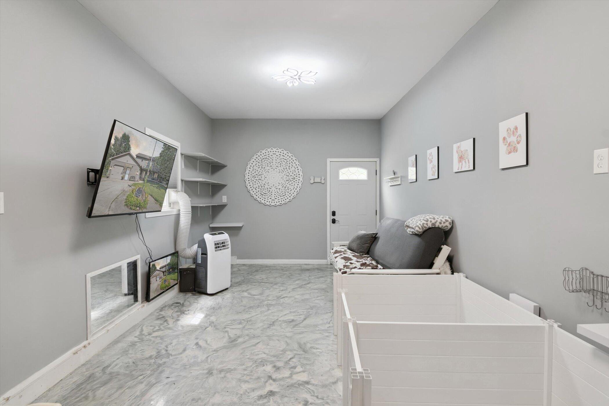 1923 East Kimmel Road Jackson, MI 49201 - Photo 8 of 75 34-1923-E-Kimmel-Rd-Jackson-MI-49201-Win