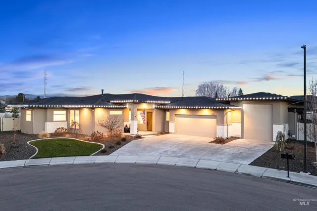 $1,150,000 | 2332 South Grinberg Place, Meridian, ID 83642