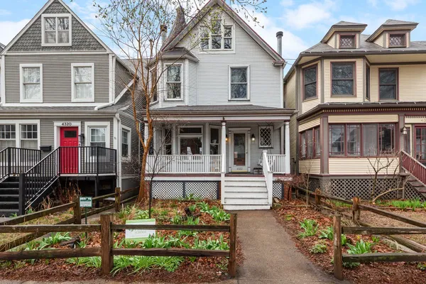 $1,199,000 | 4322 North Greenview Avenue, Chicago, IL 60613