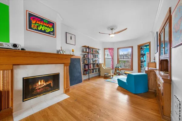 $1,199,000 | 4322 North Greenview Avenue, Chicago, IL 60613