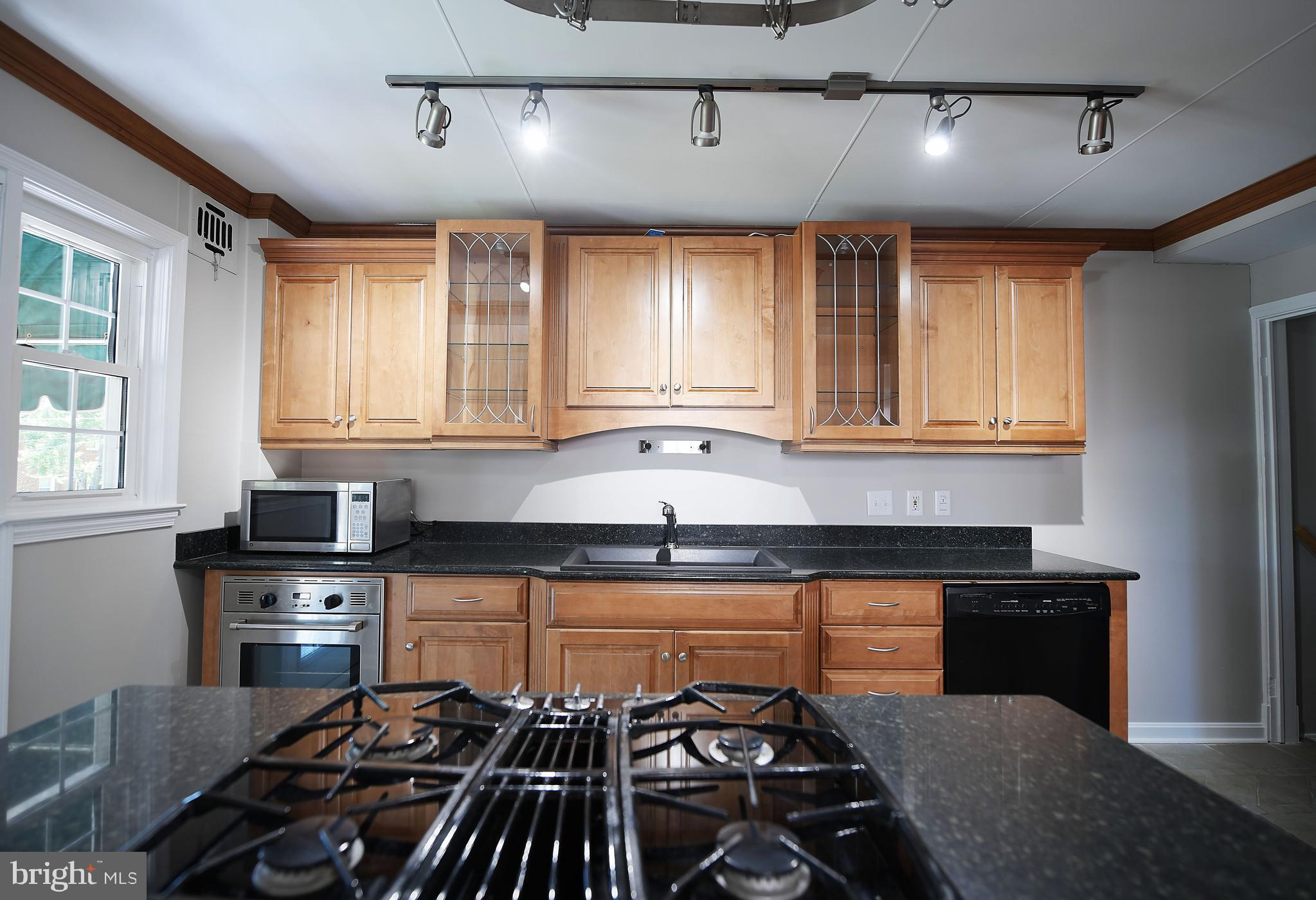 1647 Hardwick Road Towson, MD 21286 - Photo 14 of 34 Kitchen