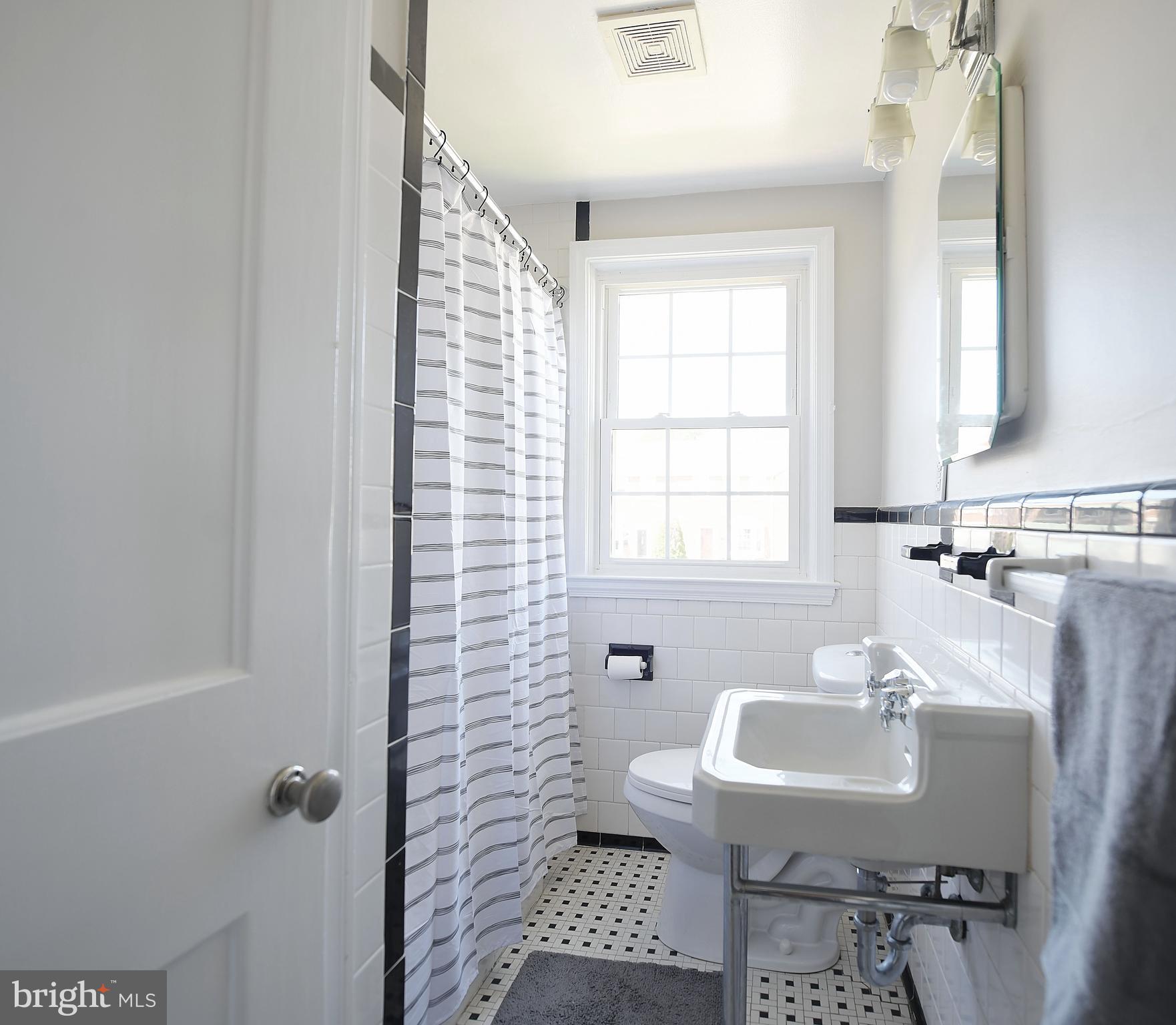 1647 Hardwick Road Towson, MD 21286 - Photo 18 of 34 Bath