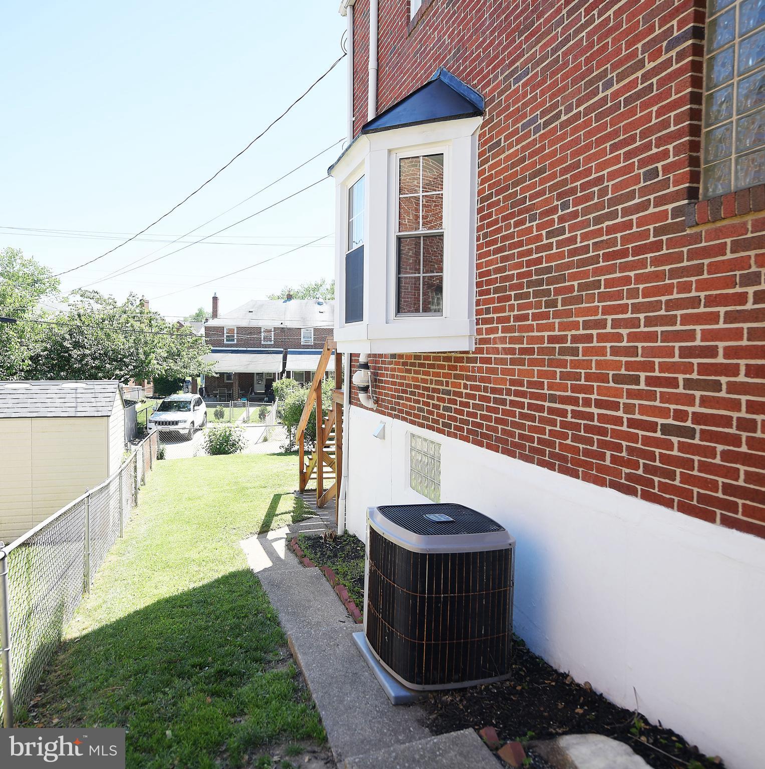 1647 Hardwick Road Towson, MD 21286 - Photo 32 of 34 Side Yard
