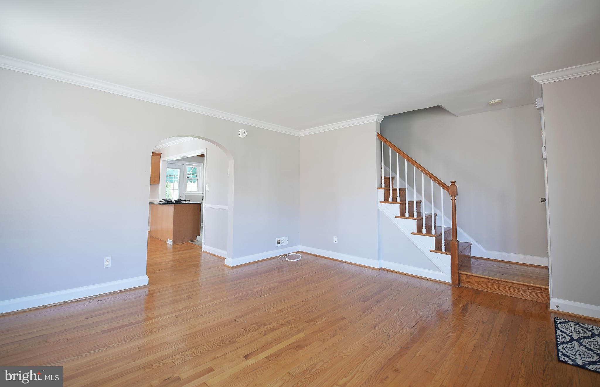 1647 Hardwick Road Towson, MD 21286 - Photo 7 of 34 Living Room