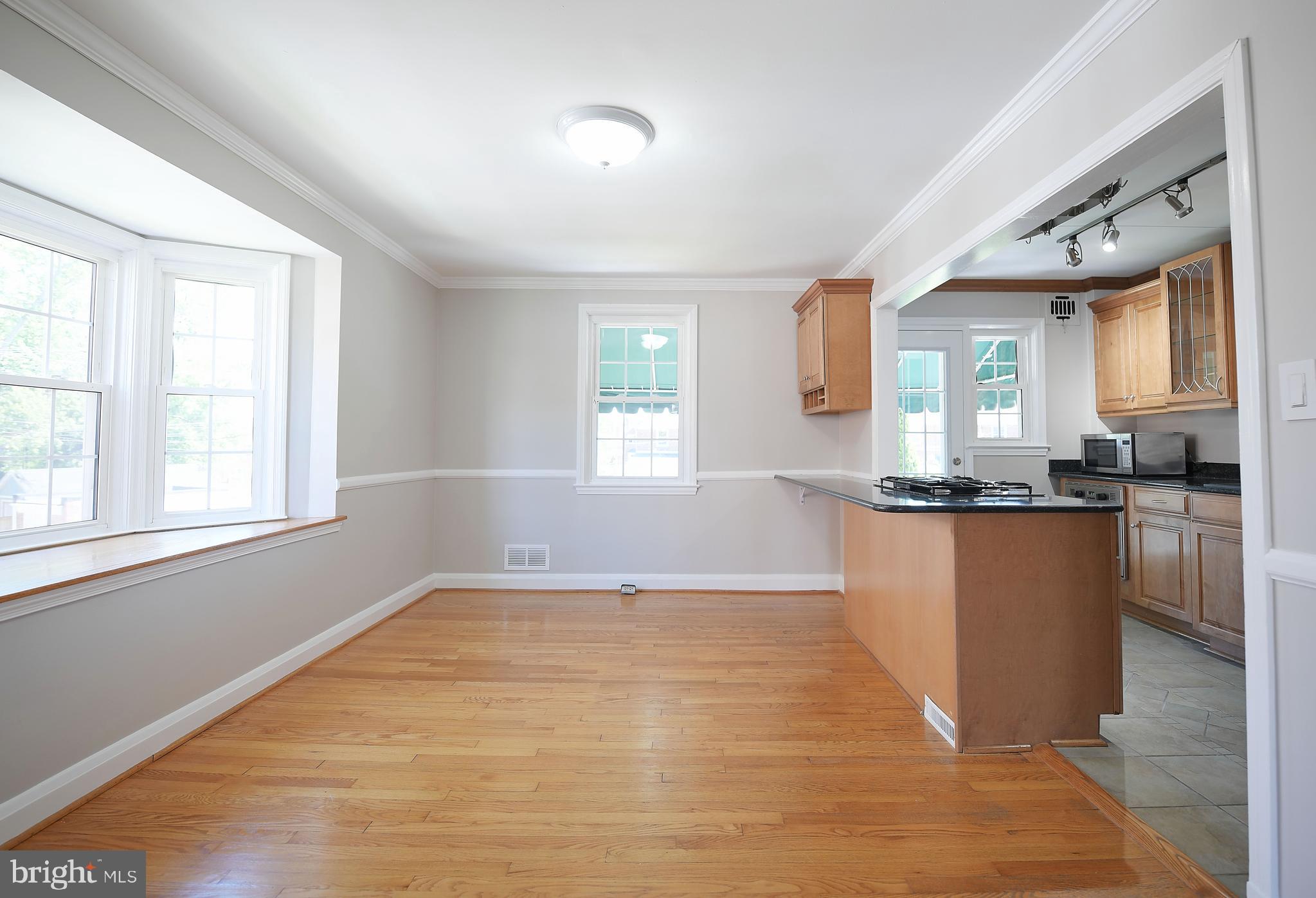 1647 Hardwick Road Towson, MD 21286 - Photo 10 of 34 Dining Room