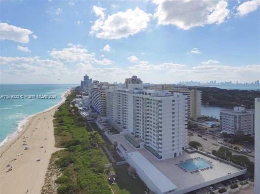 5601 Collins Avenue, Unit 1605 Miami Beach, FL 33140 - Photo 16 of 19 a view of a city
