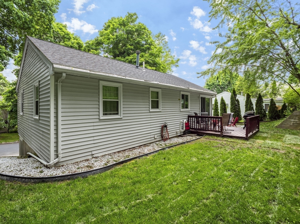 377 Butman Road Lowell, MA 01852 - Photo 21 of 23 Gallery Image 21