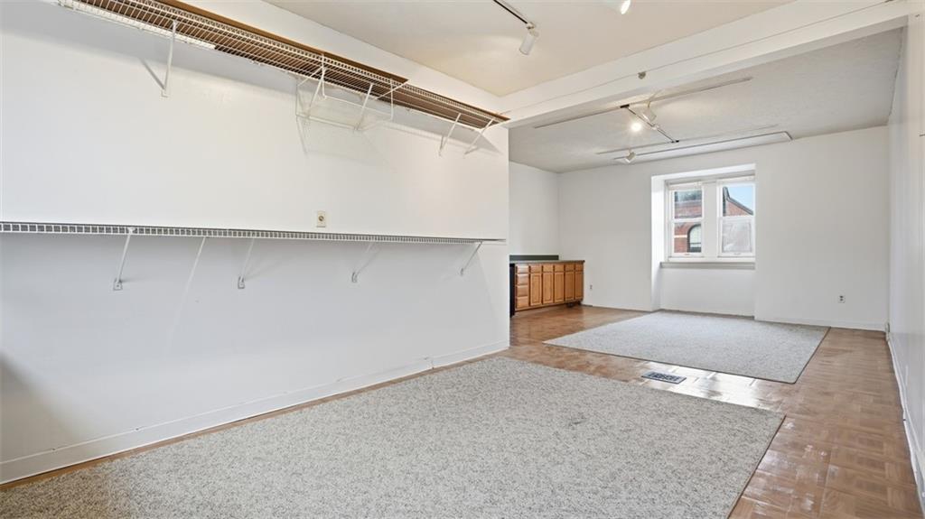 1411 Page Street Pittsburgh, PA 15233 - Photo 27 of 44