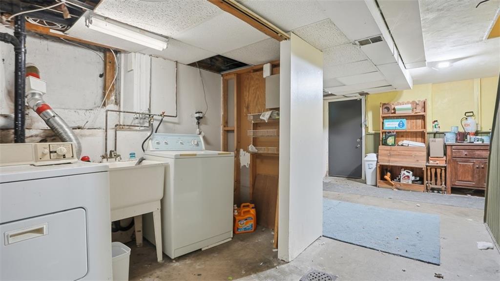 1411 Page Street Pittsburgh, PA 15233 - Photo 28 of 44