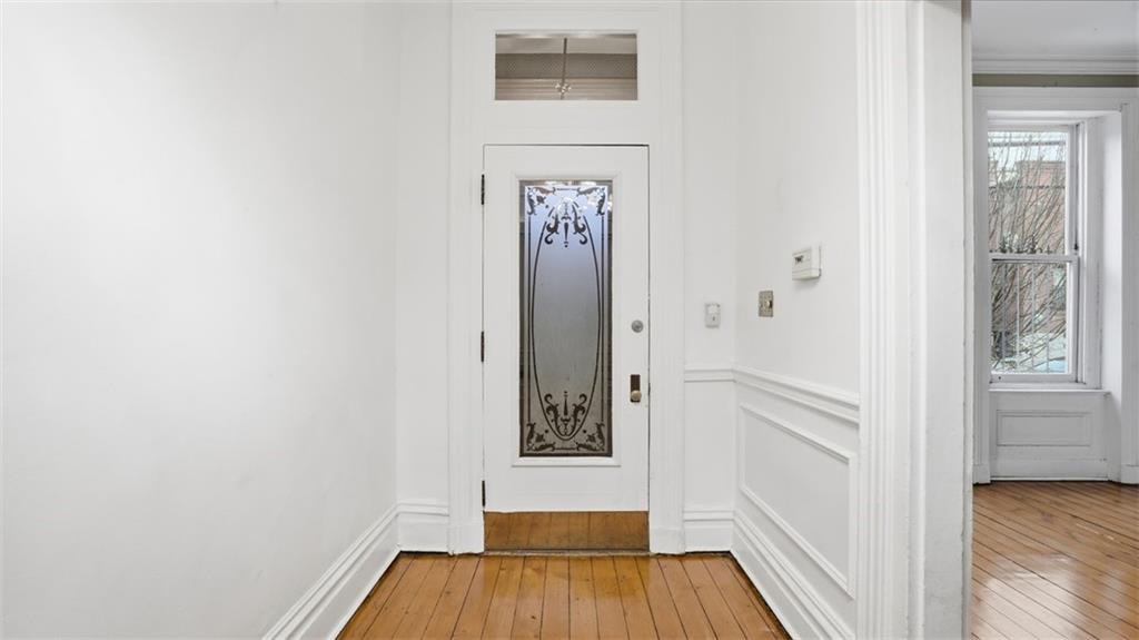 1411 Page Street Pittsburgh, PA 15233 - Photo 3 of 44