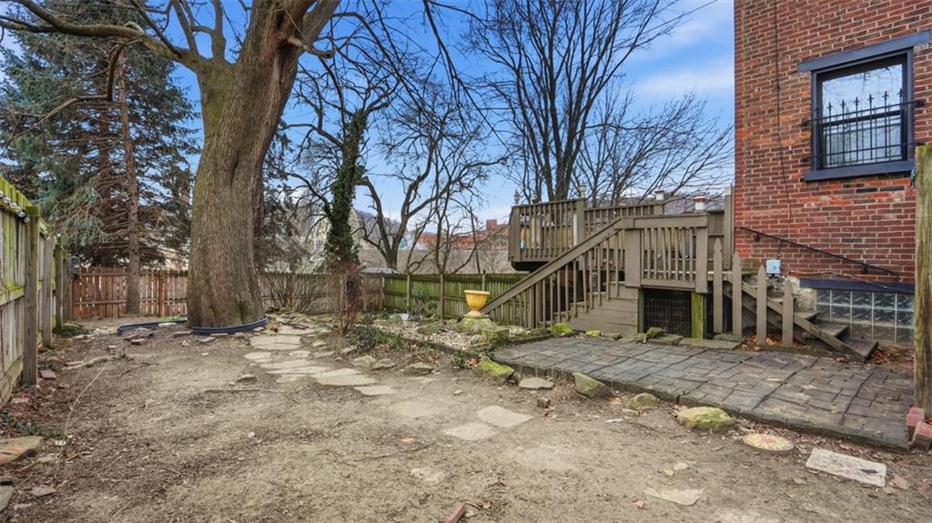 1411 Page Street Pittsburgh, PA 15233 - Photo 33 of 44
