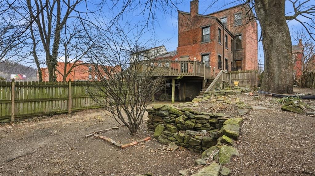 1411 Page Street Pittsburgh, PA 15233 - Photo 34 of 44