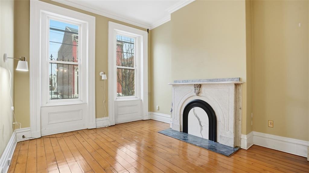 1411 Page Street Pittsburgh, PA 15233 - Photo 5 of 44