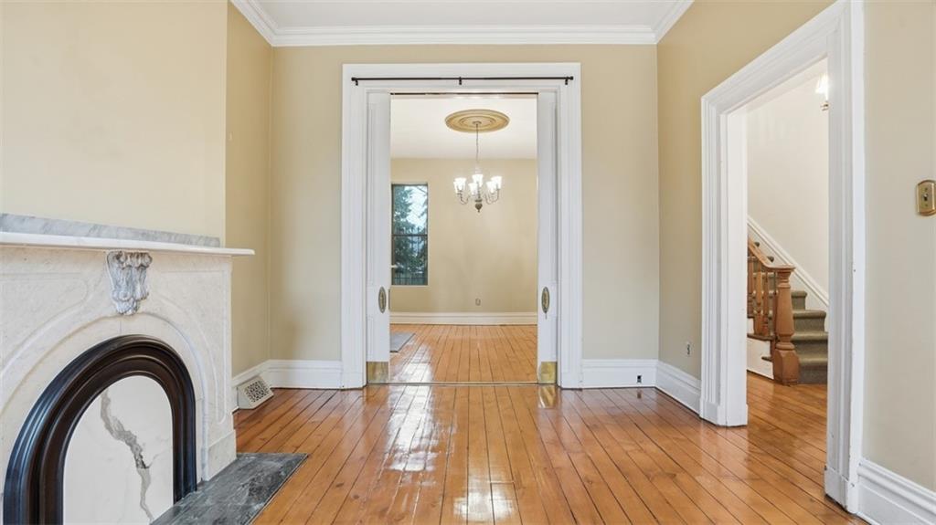 1411 Page Street Pittsburgh, PA 15233 - Photo 6 of 44