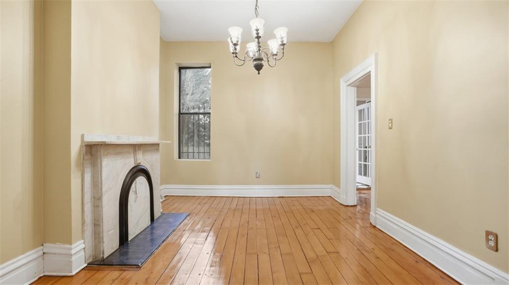 1411 Page Street Pittsburgh, PA 15233 - Photo 8 of 44