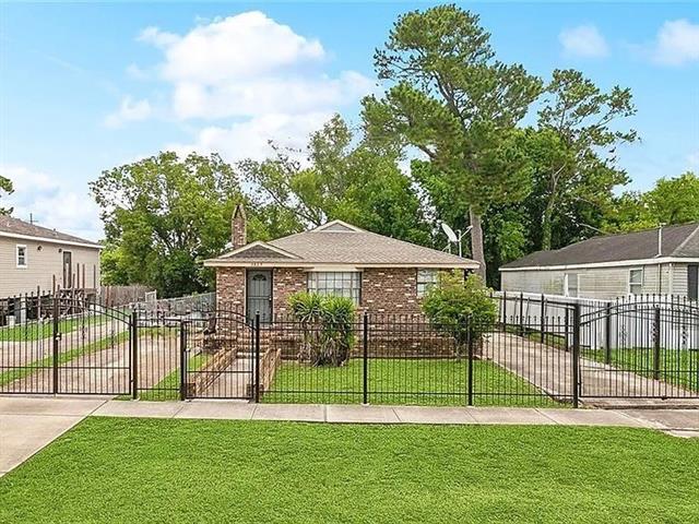 3025 St Roch Avenue New Orleans, LA 70122 - Photo 1 of 5