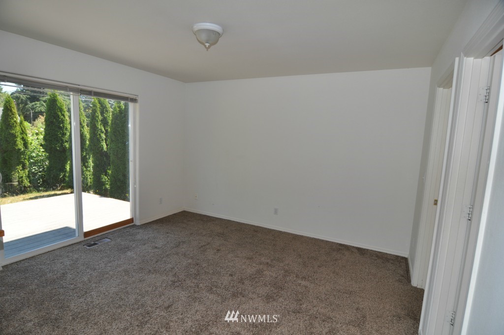 4044 Glengary Road Bellingham, WA 98226 - Photo 12 of 25 Gallery Image 12