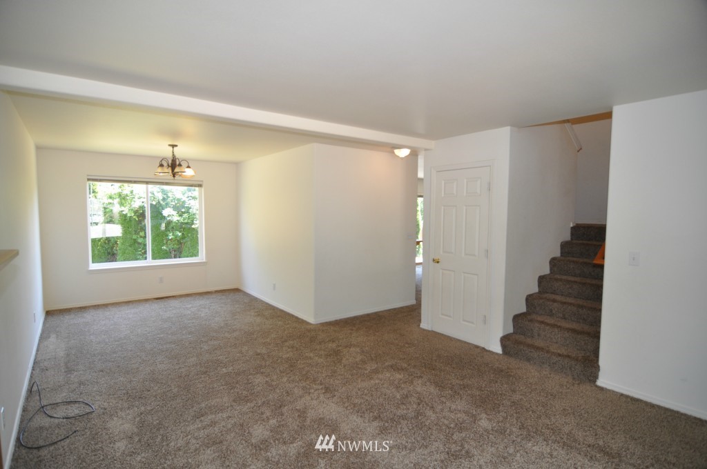 4044 Glengary Road Bellingham, WA 98226 - Photo 5 of 25 Gallery Image 5