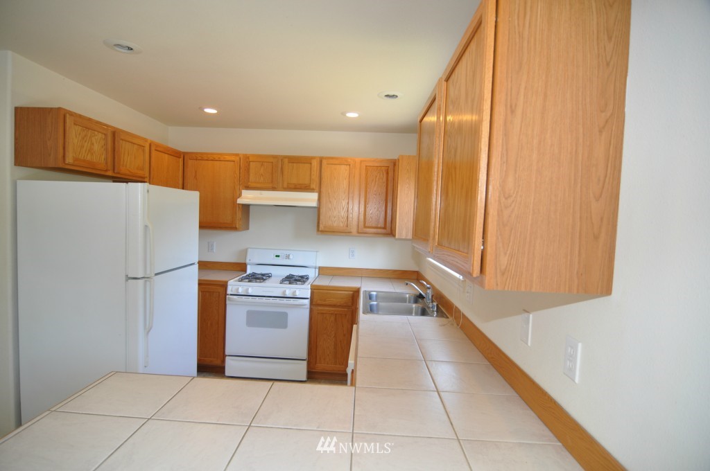 4044 Glengary Road Bellingham, WA 98226 - Photo 10 of 25 Gallery Image 10