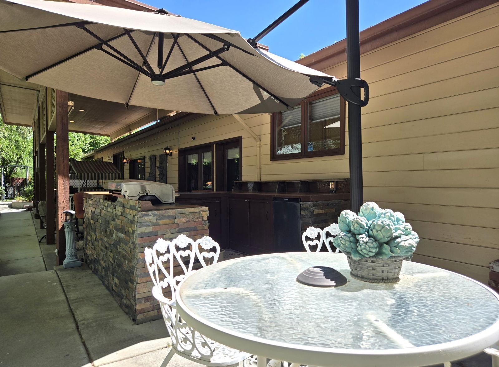 221 Mt Tom Road Bishop, CA 93514 - Photo 19 of 23 Back Patio