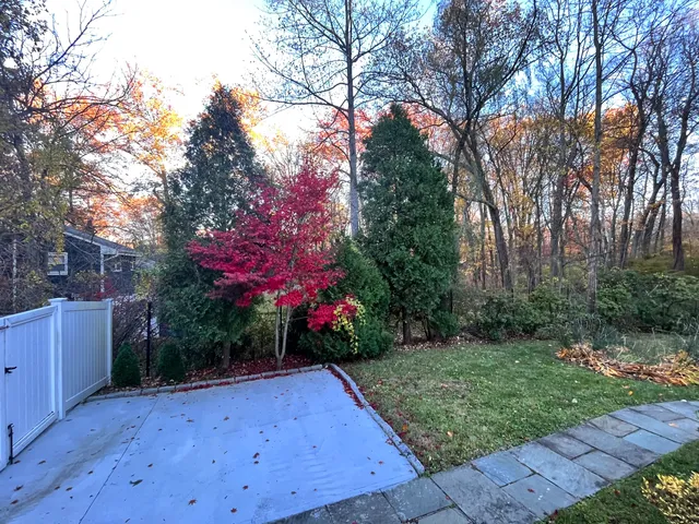 $7,500 | 158 Jelliff Mill Road, New Canaan, CT 06840