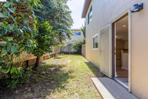 $1,050,000 | 1114 South 57th Street, Richmond, CA 94804