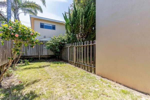 $1,050,000 | 1114 South 57th Street, Richmond, CA 94804