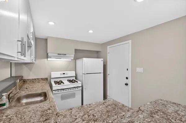 $1,050,000 | 1114 South 57th Street, Richmond, CA 94804