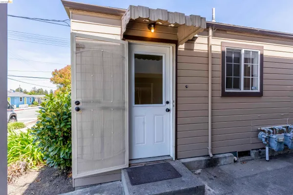 $1,050,000 | 1114 South 57th Street, Richmond, CA 94804