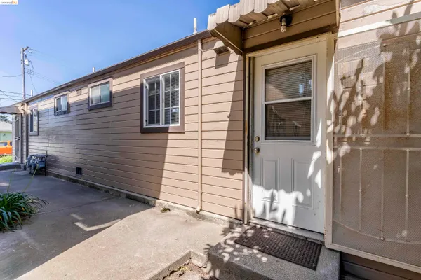 $1,050,000 | 1114 South 57th Street, Richmond, CA 94804