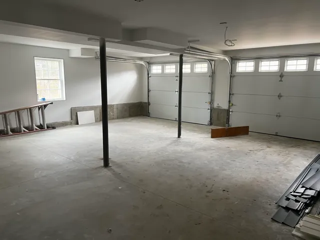 $799,900 | 10 Blaisdell Court, Raymond, NH 03077