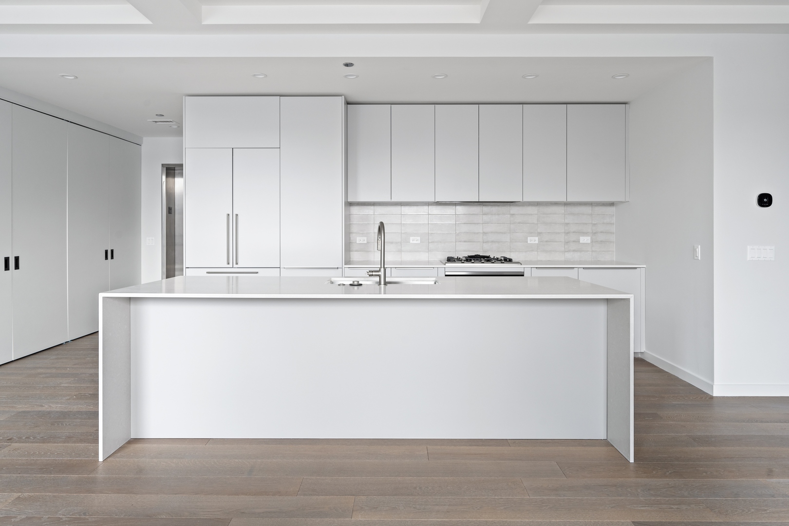 15 North Elizabeth Street, Unit 201 Chicago, IL 60607 - Photo 5 of 13