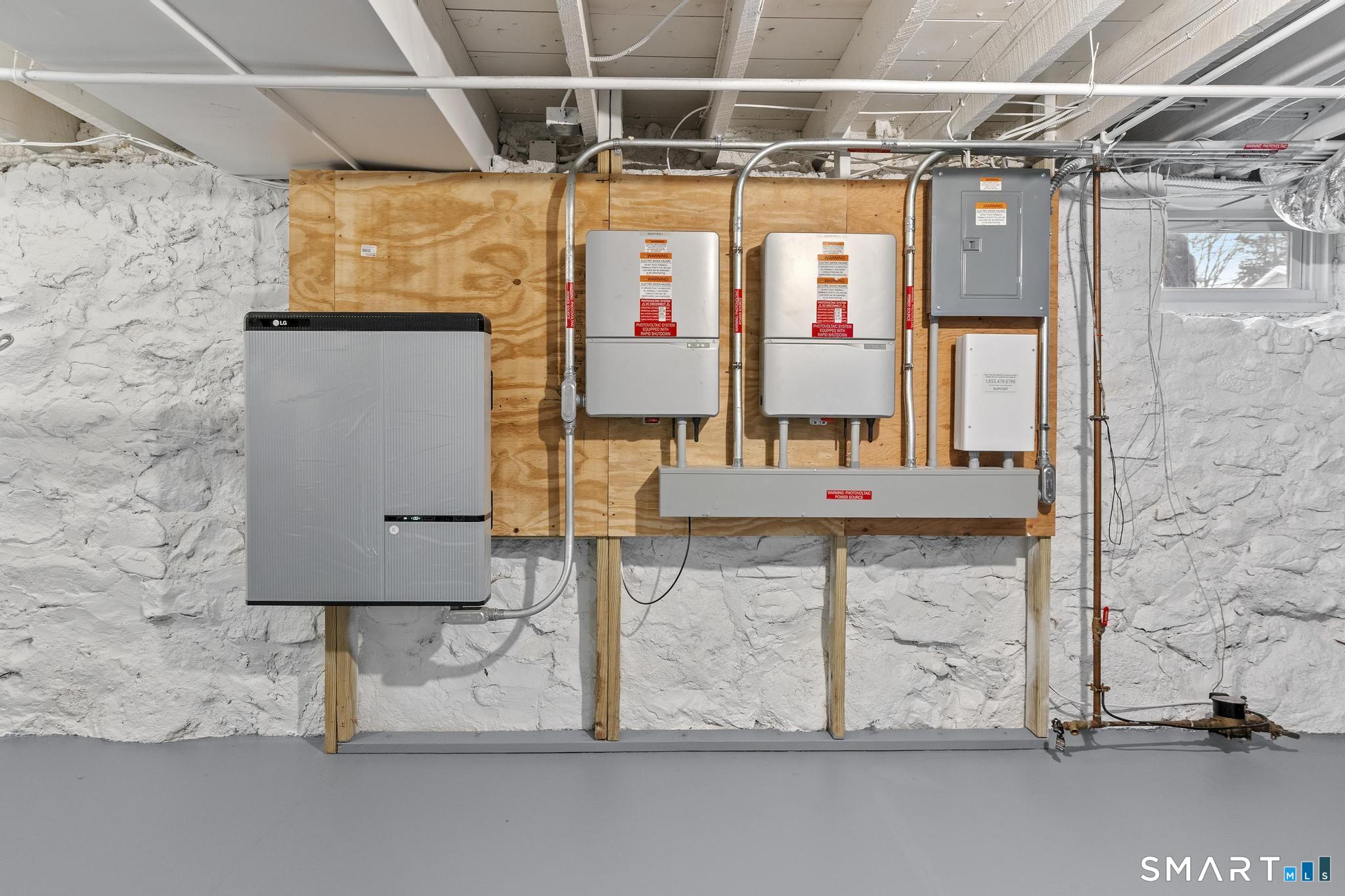 64 Douglas Road Bristol, CT 06010 - Photo 37 of 40