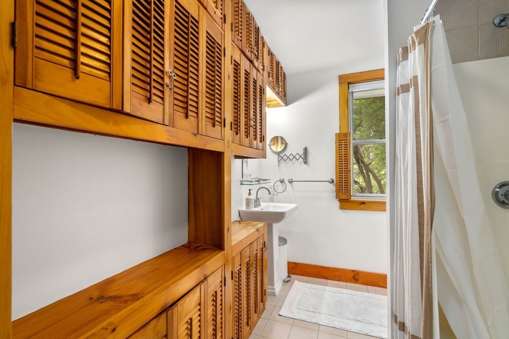 10 Beech Road Wayland, MA 01778 - Photo 20 of 42 a view of front door