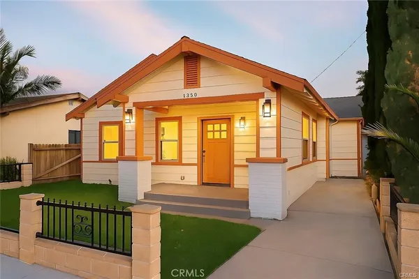 $3,500 | 1350 East 8th Street, Long Beach, CA 90813