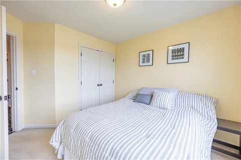 $309,000 | 101 Castle View Drive, McKees Rocks, PA 15136