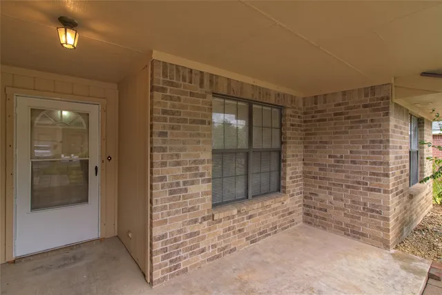 $1,595 | 1804 Cedarlawn Street, Taylor, TX 76574