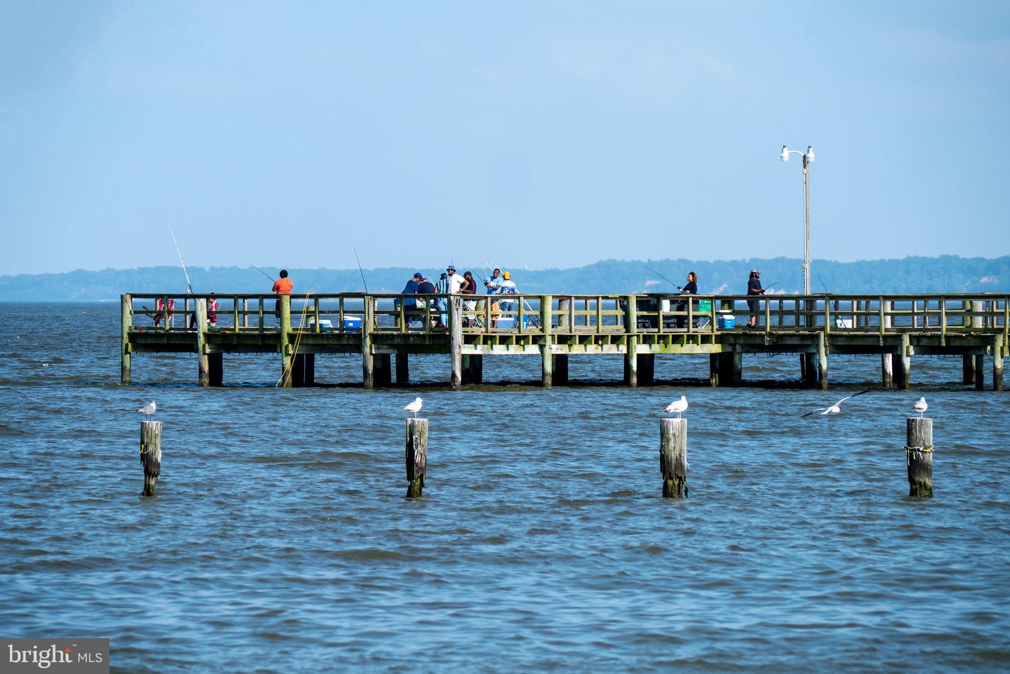 7 Locust Avenue Colonial Beach, VA 22443 - Photo 5 of 9 Town Fishing Pier