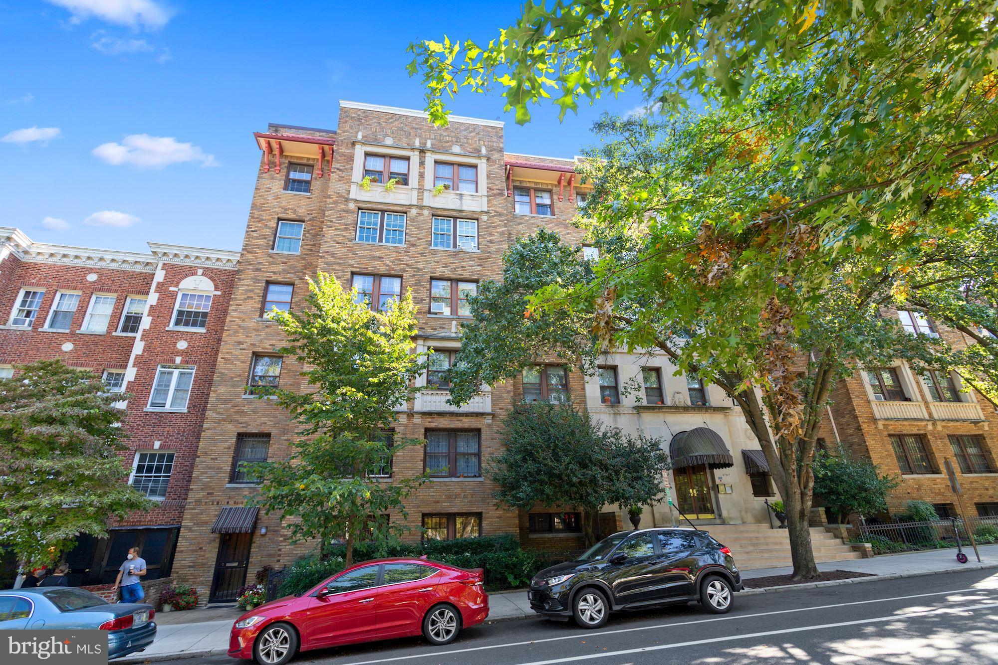 2707 Adams Mill Road Northwest, Unit A Washington, DC 20009 - Photo 2 of 37 Gallery Image 2