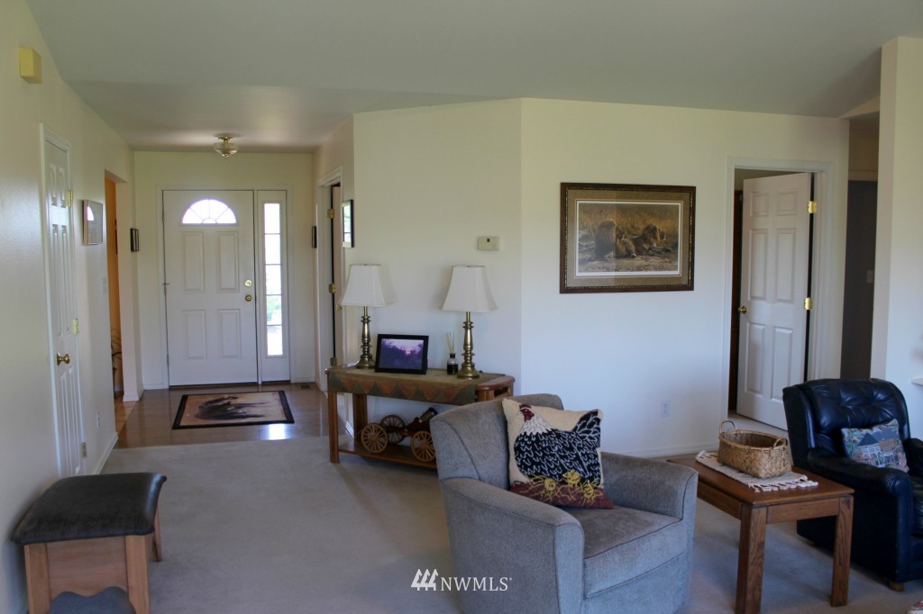 1761 Game Farm Road Ellensburg, WA 98926 - Photo 4 of 24 Gallery Image 4