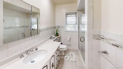 $750,000 | 262 Cherry Place, East Meadow, NY 11554