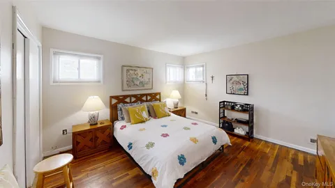 $750,000 | 262 Cherry Place, East Meadow, NY 11554