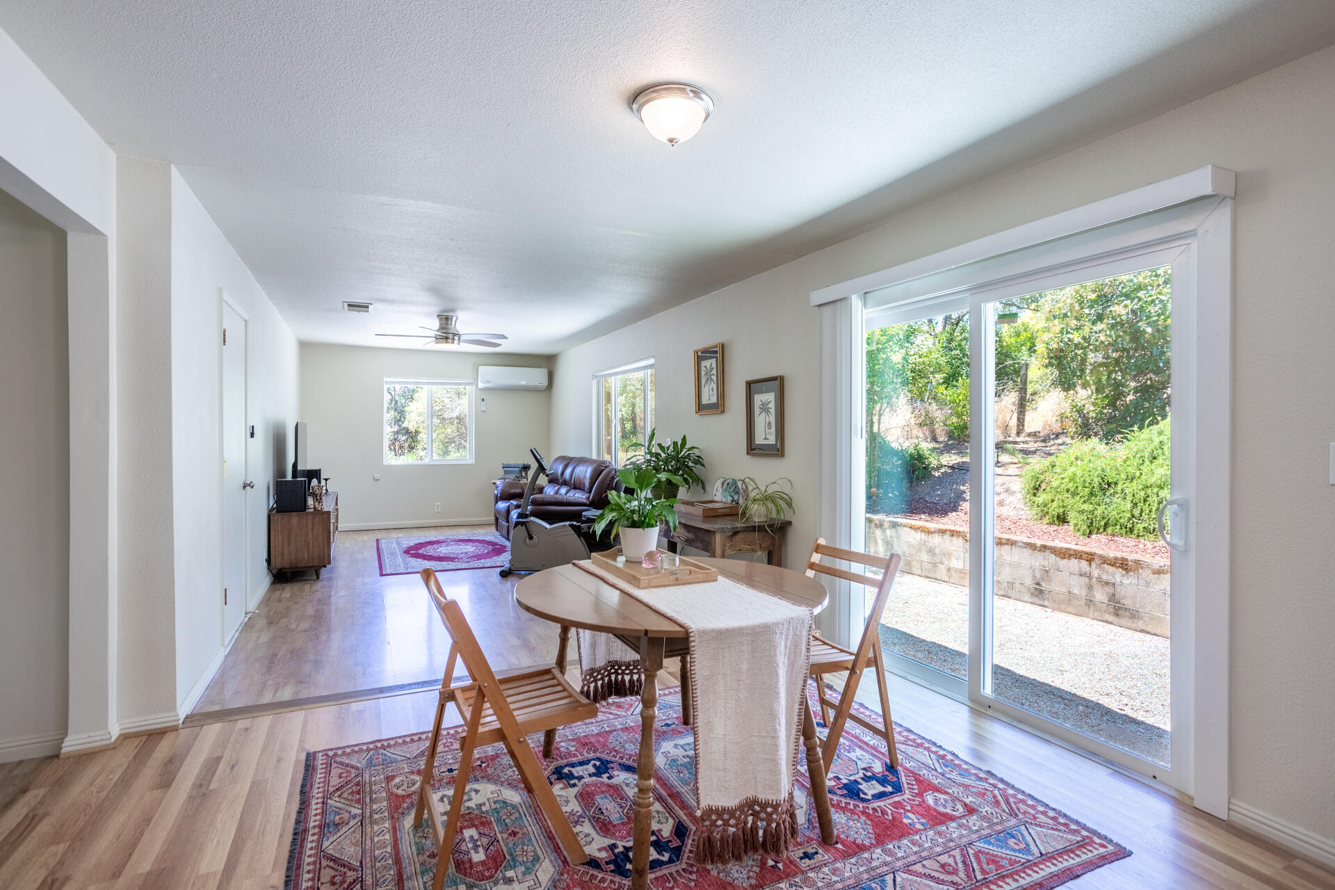 9380 Placer Road Redding, CA 96001 - Photo 9 of 20 Dining Room