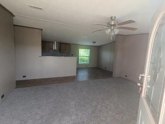 $259,900 | 104 Grace Drive, Corsicana, TX 75110