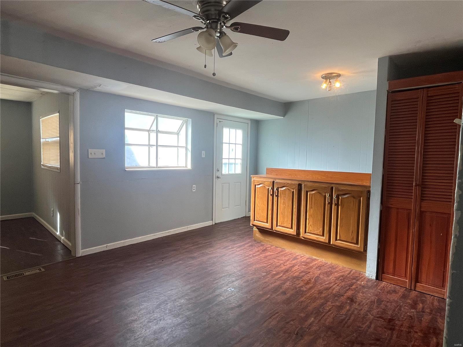 336 Lanark Road St. Louis, MO 63137 - Photo 6 of 16