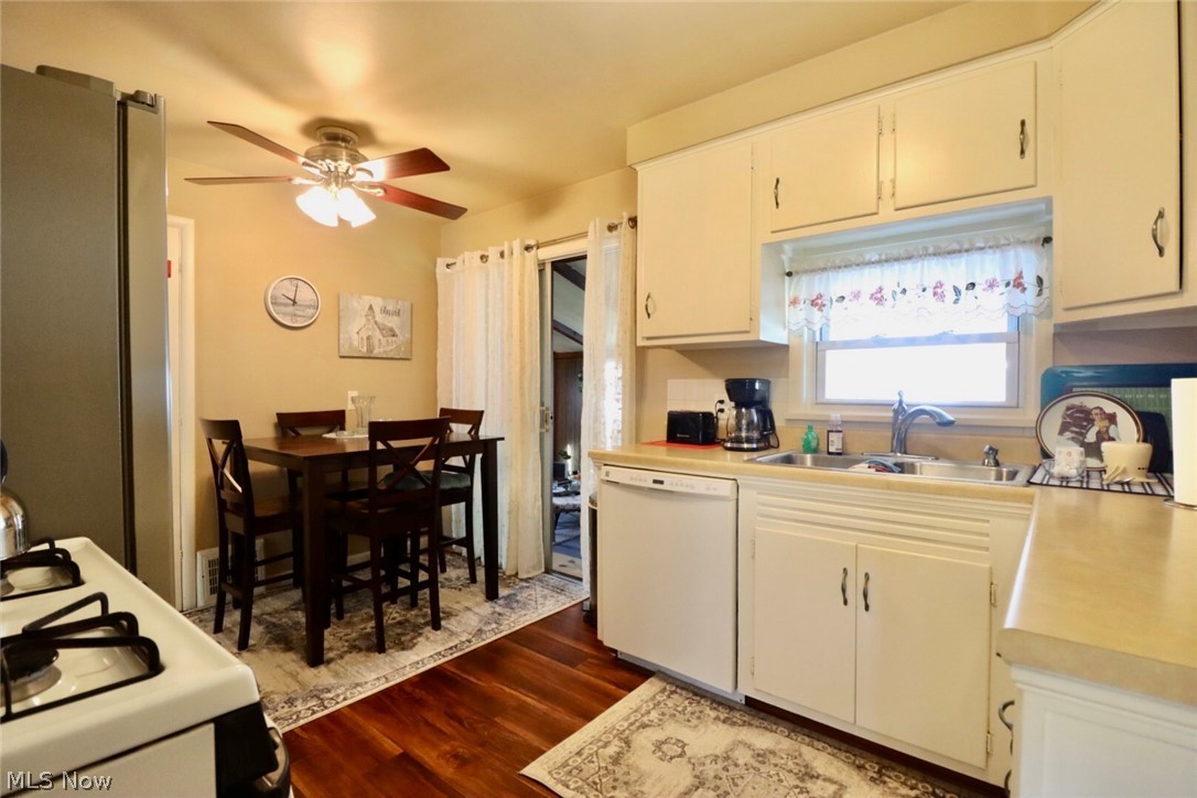 1542 Rush Road Wickliffe, OH 44092 - Photo 6 of 18 Gallery Image 6
